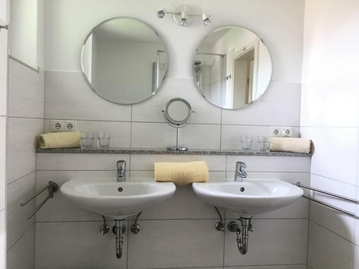 רנדסבורג Ferienhaus Am Yachthafen מראה חיצוני תמונה
